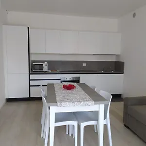 https://jesolo-appartamenti-f2-deep-red.hotelinveneto.com