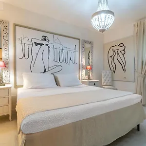 https://sogno-sullacqua.hotelinveneto.com