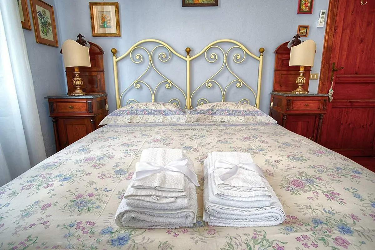 Da Guendalina Apartment Pisa Italy